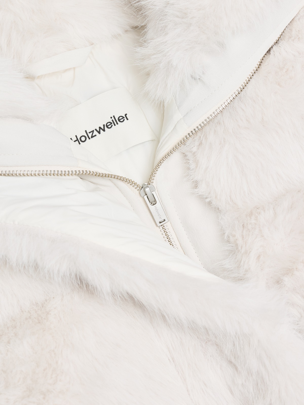 Steilia Faux Fur Down Jkt - Off White - Holzweiler