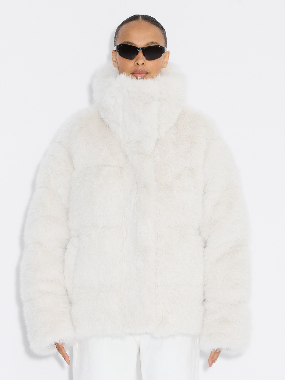 Steilia Faux Fur Down Jkt - Off White - Holzweiler